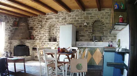 Arokaria Hideaway شقة فندقية